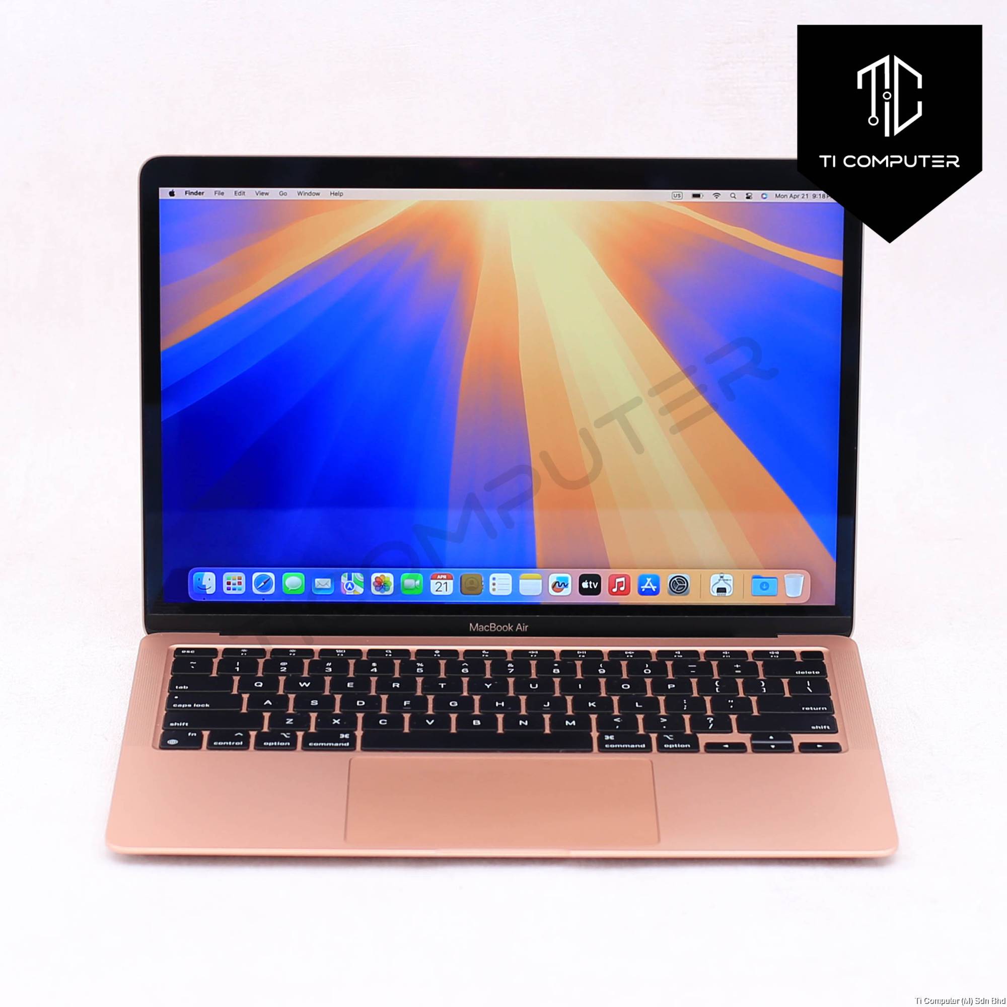 美品 MacBook Air A2337 2020 M1/8GB/256GB Amazon.co.jp: 【整備済み品】 Apple MacBook Air M1 2020(13