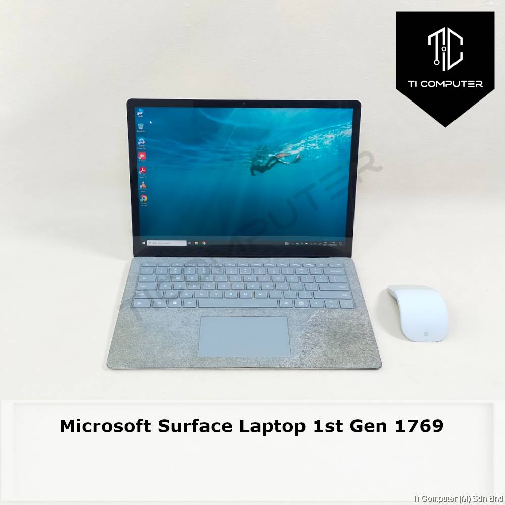Microsoft Surface Laptop 1stGen 1769 Intel i7-7660U 2.5GHz 8GB RAM