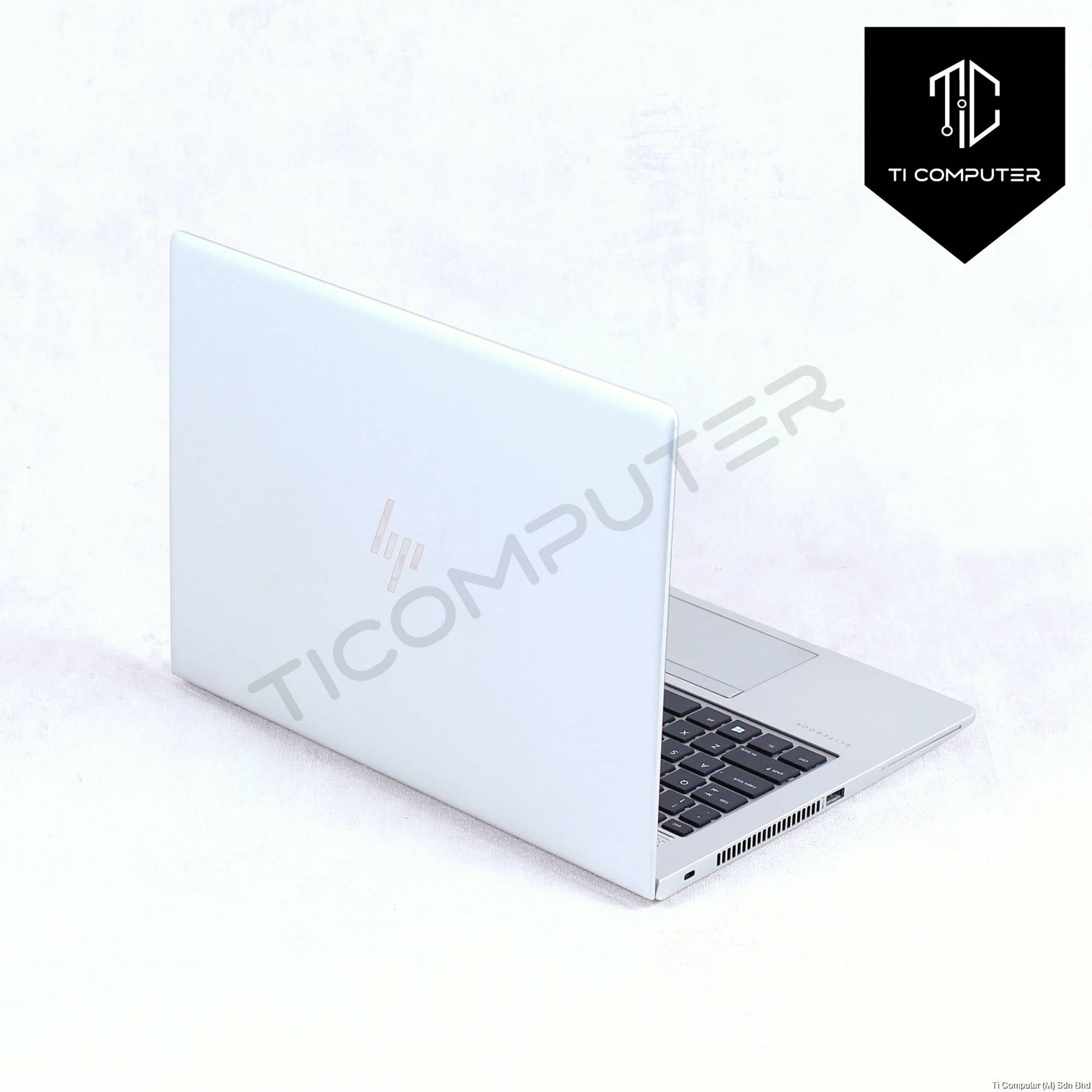HP Elitebook 830 G5 Intel Core i7-8850U 8GB DDR4 RAM 256GB NVMe